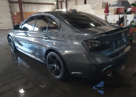 2016 BMW 340I xDrive z USA, uszkodzony, nr VIN WBA8B7G5XGNT14322